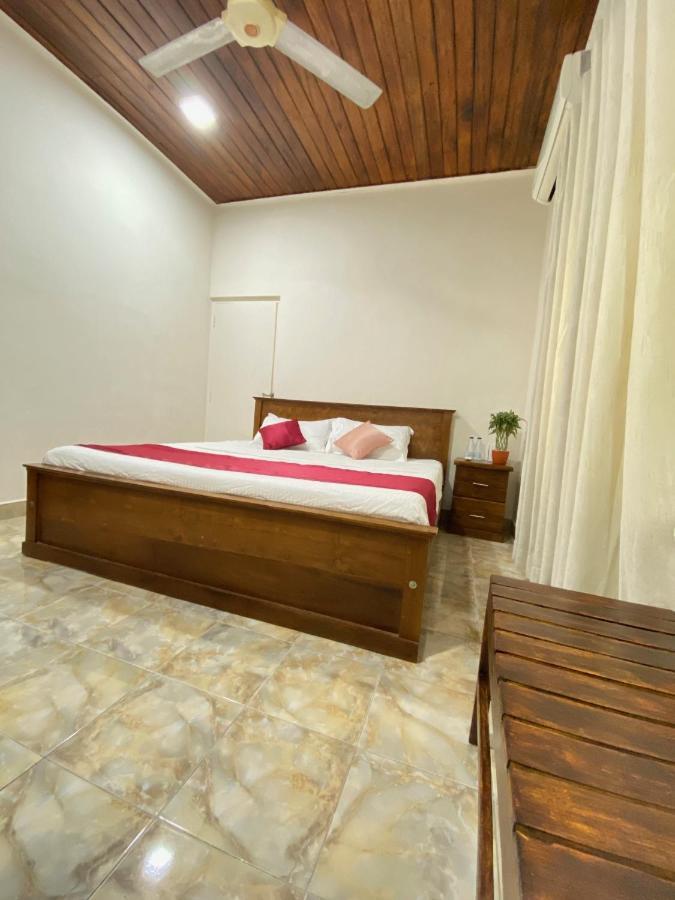 Lodge 87 Negombo Exterior foto